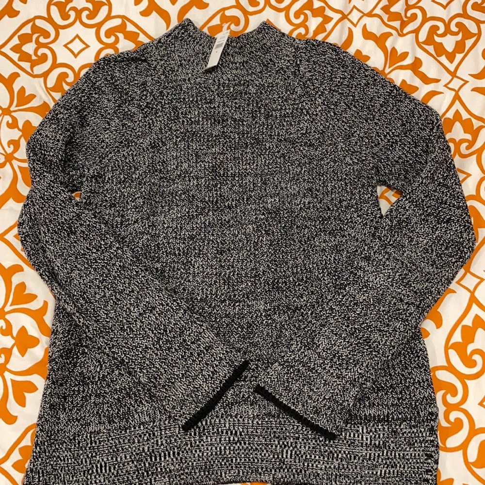 Gap mock neck tunic sweater- BNWT